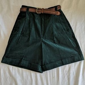 Vintage 90s high waist pleatedcorduroy shorts
